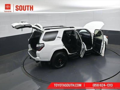 2022 Toyota 4Runner TRD Off-Road