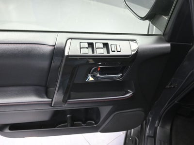 2024 Toyota 4Runner TRD Off-Road