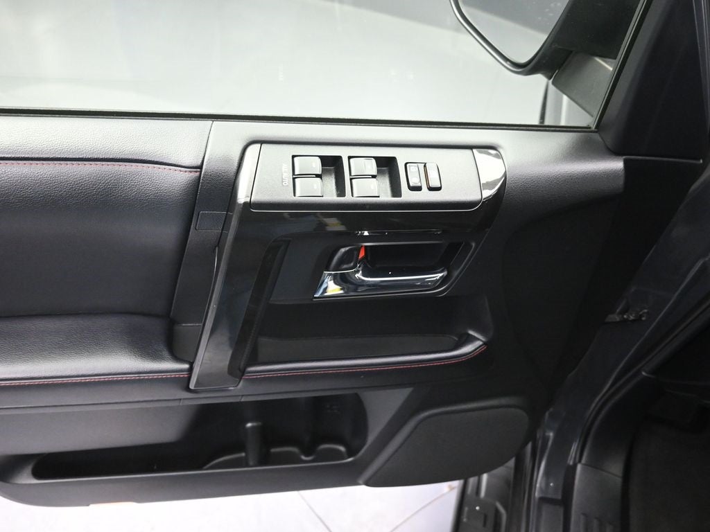 2024 Toyota 4Runner TRD Off-Road