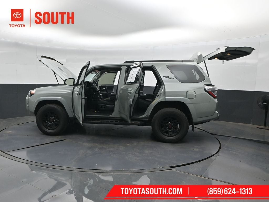 2023 Toyota 4Runner TRD Off-Road