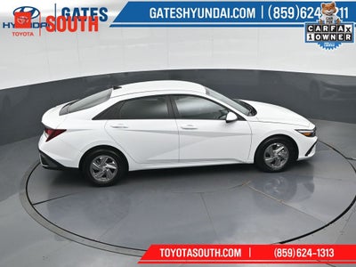 2025 Hyundai Elantra SE