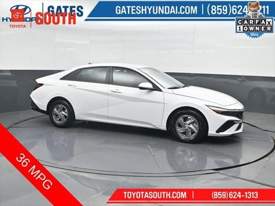 2025 Hyundai Elantra SE