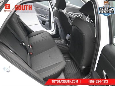 2025 Hyundai Elantra SE