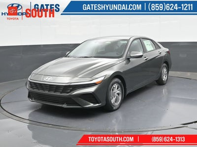 2025 Hyundai Elantra SE