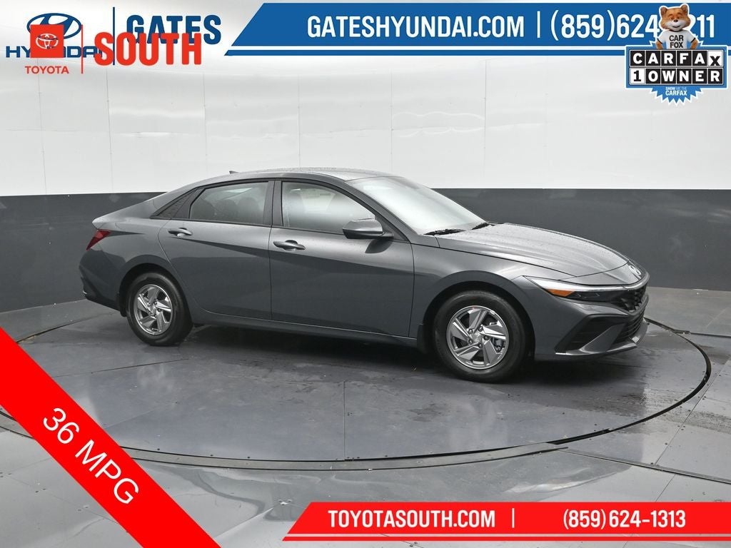2025 Hyundai Elantra SE