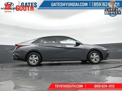 2025 Hyundai Elantra SE