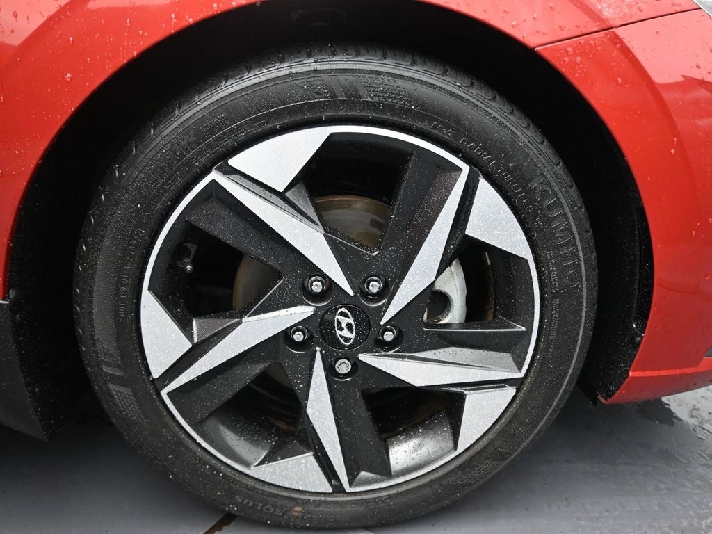 2022 Hyundai Elantra Limited