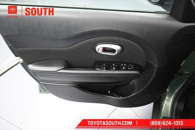 2014 Kia Soul Base