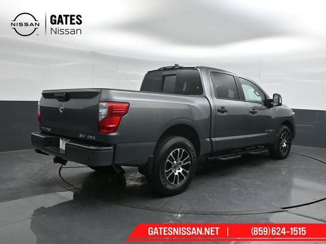 2024 Nissan Titan SV Convenience & Utility Package
