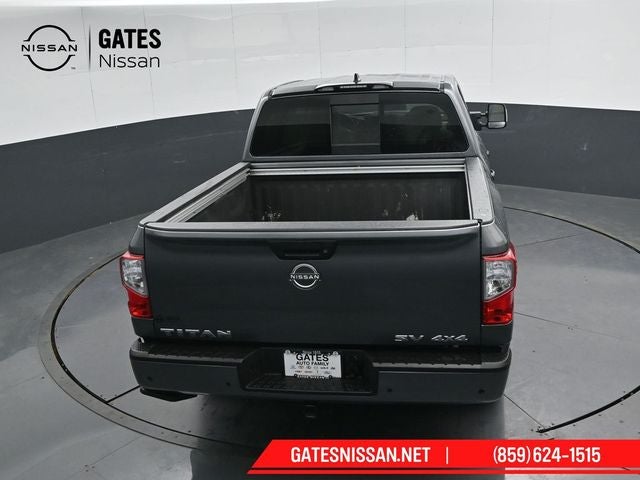 2024 Nissan Titan SV Convenience & Utility Package