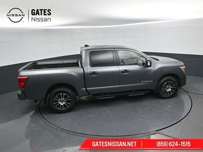 2024 Nissan Titan SV Convenience & Utility Package