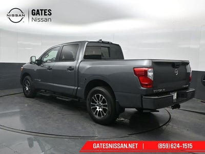 2024 Nissan Titan SV Convenience & Utility Package