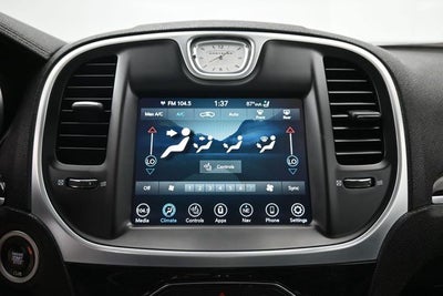 2022 Chrysler 300 Touring