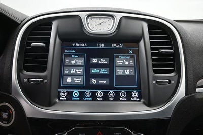 2022 Chrysler 300 Touring