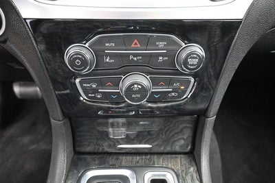 2022 Chrysler 300 Touring