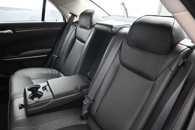 2022 Chrysler 300 Touring