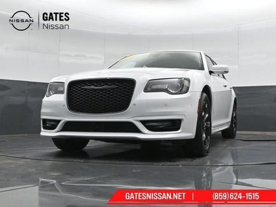 2022 Chrysler 300 Touring