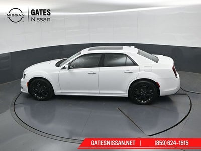 2022 Chrysler 300 Touring