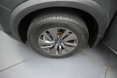 2023 Nissan Pathfinder SV