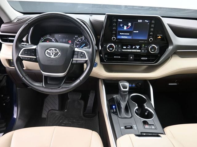 2022 Toyota Highlander Hybrid XLE