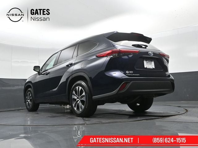 2022 Toyota Highlander Hybrid XLE