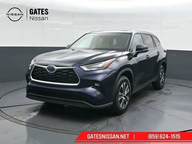 2022 Toyota Highlander Hybrid XLE
