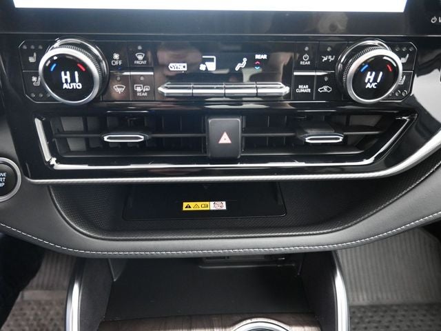 2024 Toyota Highlander Platinum