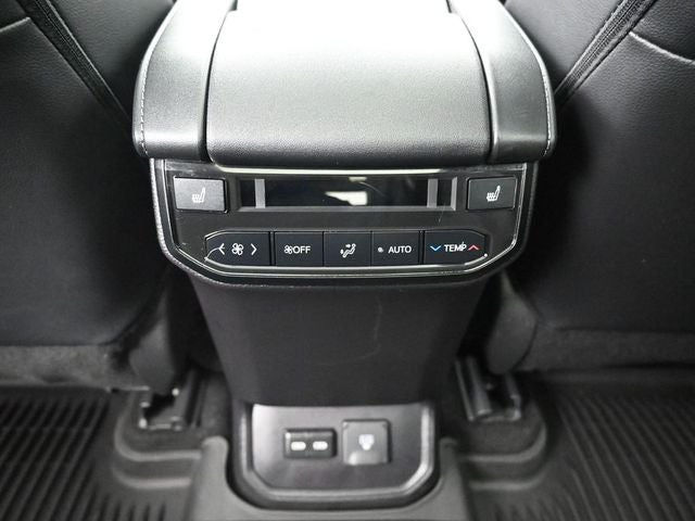 2024 Toyota Highlander Platinum