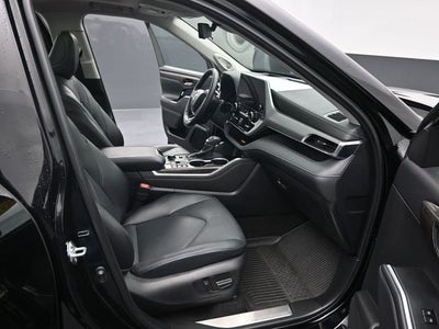 2024 Toyota Highlander Platinum