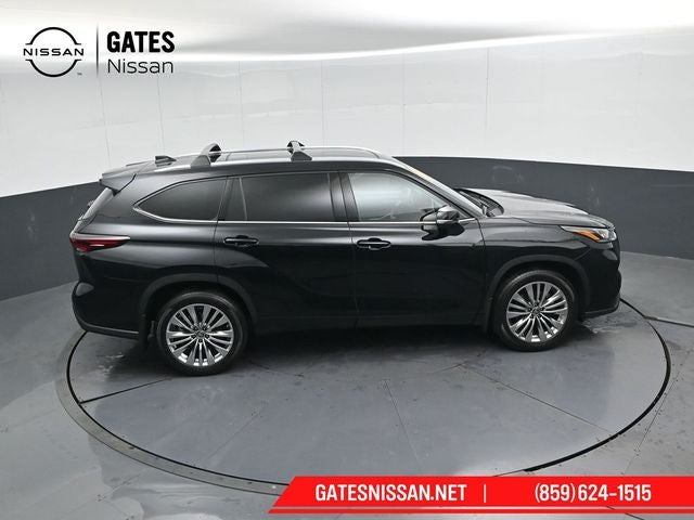 2024 Toyota Highlander Platinum