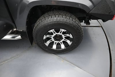 2017 Toyota Tacoma SR