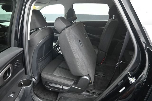 2024 Kia Sorento LX