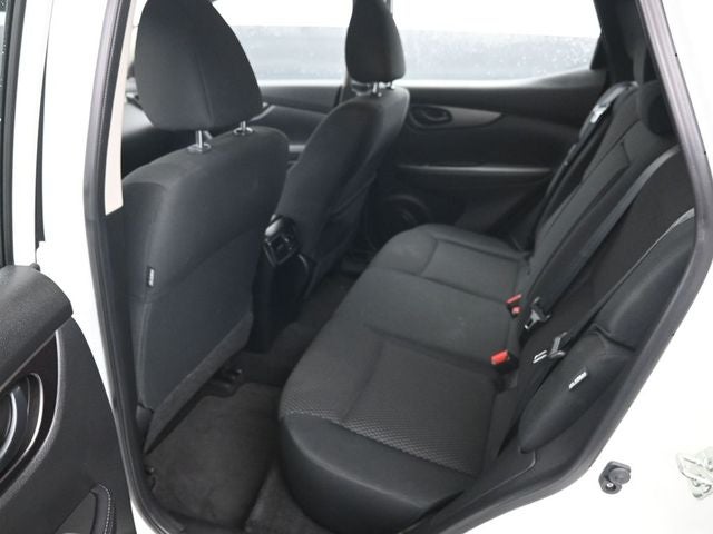 2022 Nissan Rogue Sport S