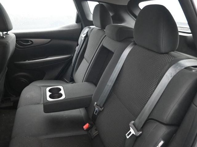 2022 Nissan Rogue Sport S