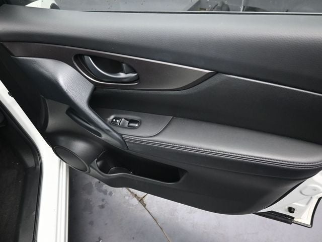 2022 Nissan Rogue Sport S