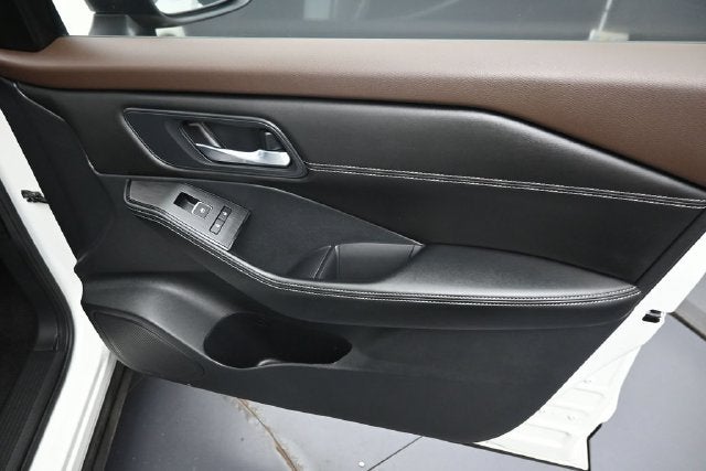 2023 Nissan Rogue SL Premium Package