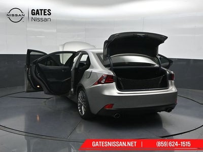 2016 Lexus IS 300