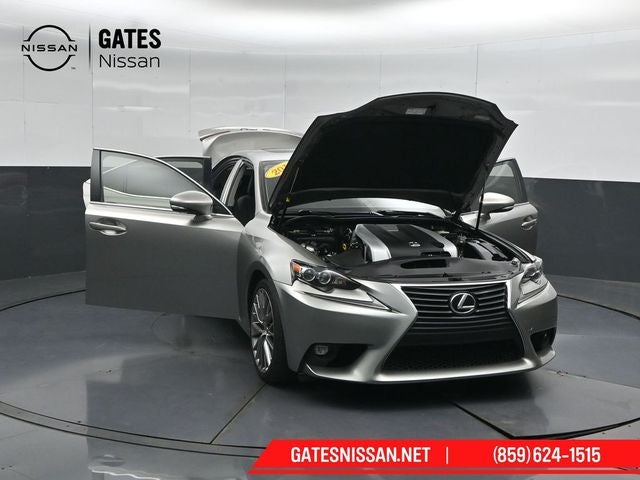 2016 Lexus IS 300