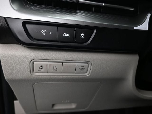 2023 Kia Carnival LX