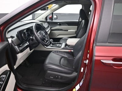 2023 Kia Carnival LX