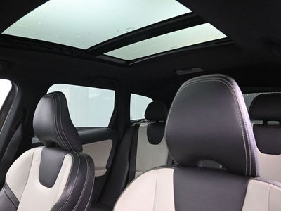 2015 Volvo XC60 T5 Premier