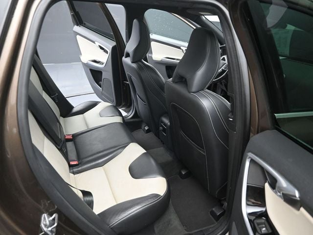 2015 Volvo XC60 T5 Premier