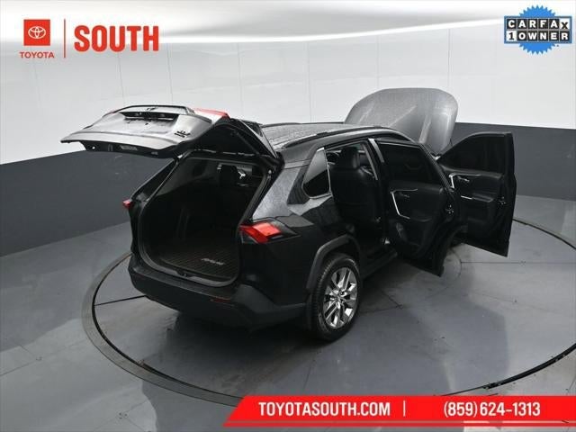 2020 Toyota RAV4 XLE Premium