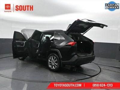 2020 Toyota RAV4 XLE Premium