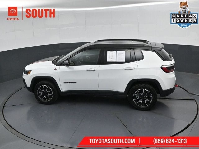 2024 Jeep Compass Trailhawk