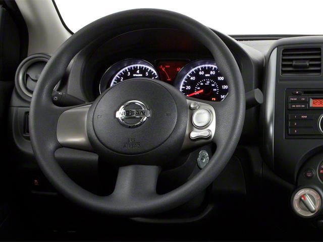 2013 Nissan Versa SV