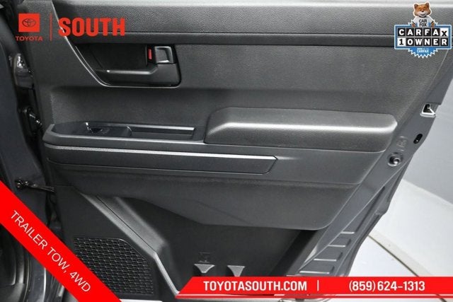 2025 Toyota Tacoma 4WD SR5