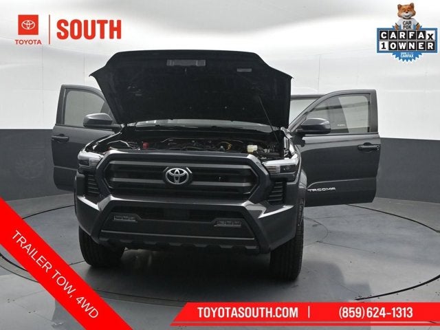 2025 Toyota Tacoma 4WD SR5