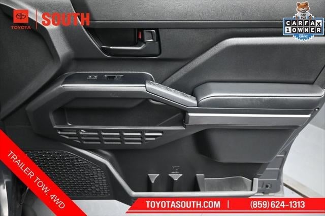 2025 Toyota Tacoma 4WD SR5