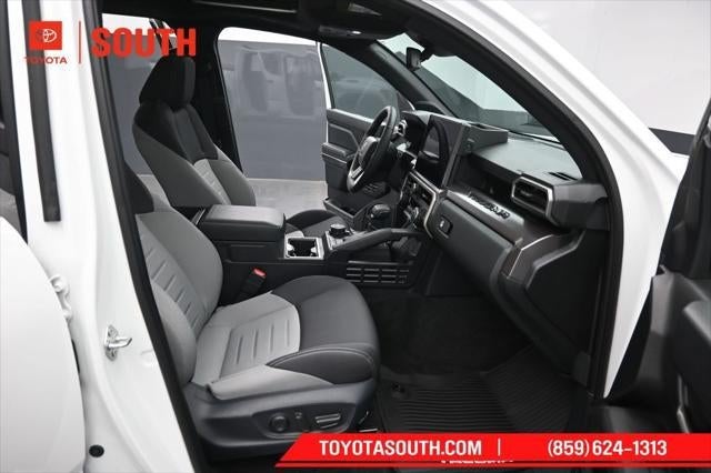 2024 Toyota Tacoma 4WD TRD Off Road Hybrid